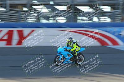 media/Nov-26-2022-Fastrack Riders (Sat) [[b001e85eef]]/Level 2/Session 1 Front Straight/